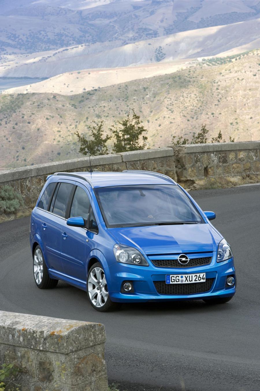  Opel Zafira OPC 2006 года  (фото 21 из 28)